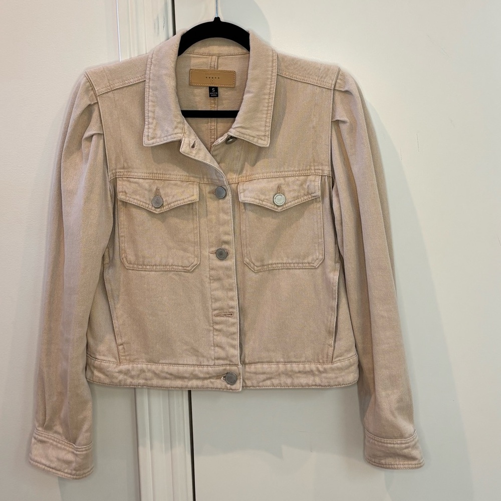 BLANKNYC Beige Jacket With Puff Sleeves